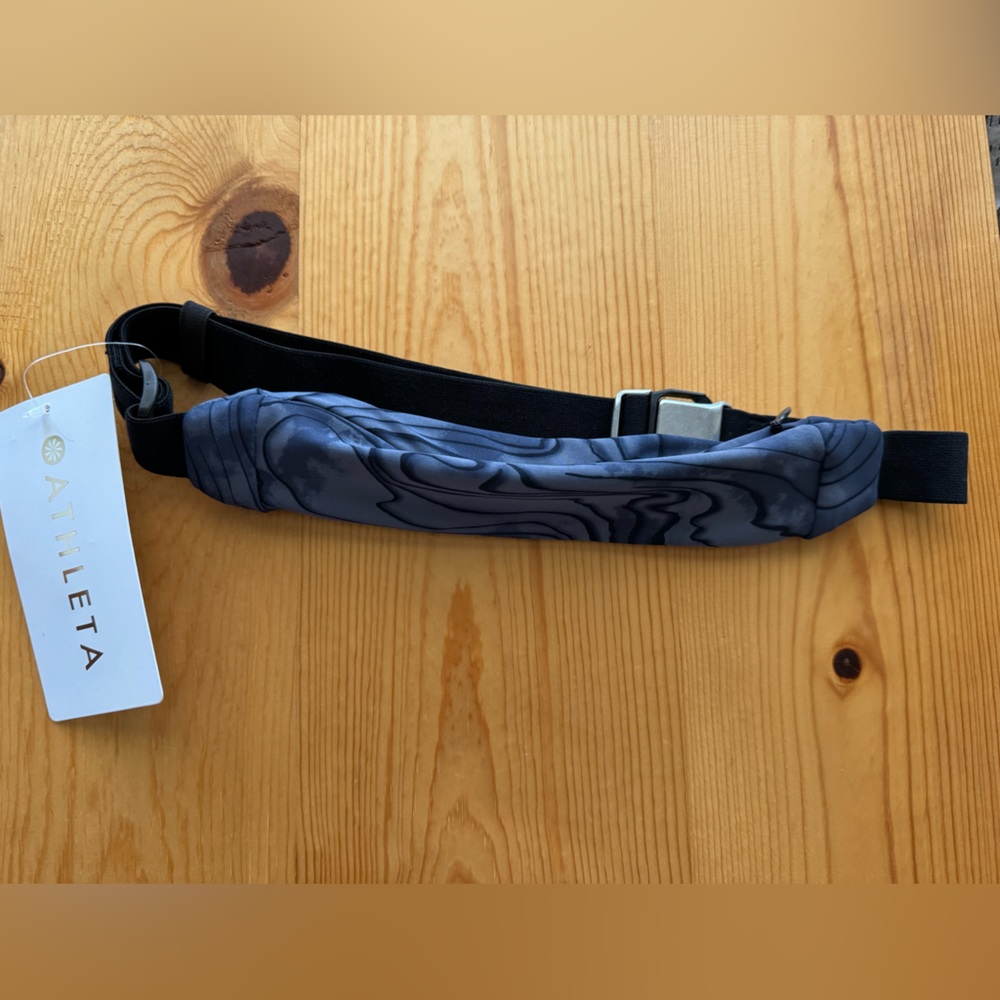 NWT Athleta Running Belt